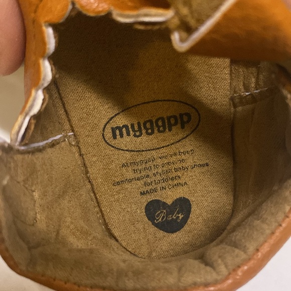 Toddler Brown Dress shoes size 4 - Picture 5 of 5